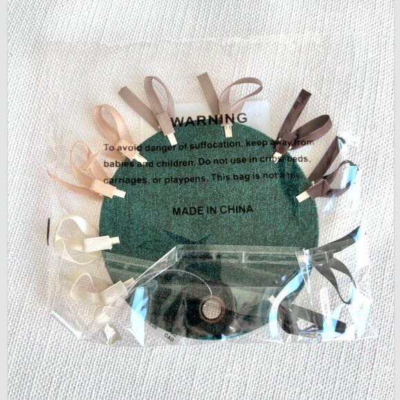 Anthropologie Mini Bow Hair Clips Set of 10 Black Motif Accessories NWT - Picture 3 of 3